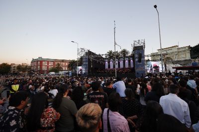 El recorrido de “Carmina Burana” por Santiago continúa el jueves 25 de enero en el Templo Votivo de Maipú - a las 19:30 horas - y el cierre del ciclo es el sábado 27 de enero en la Plaza Italia, Providencia, a las 20:30 horas. 